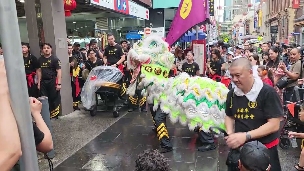 Lion Dragon Dance at Melbourne Chinatown Lunar New Year festival 2026 Hội chợ Tết @goplaces1