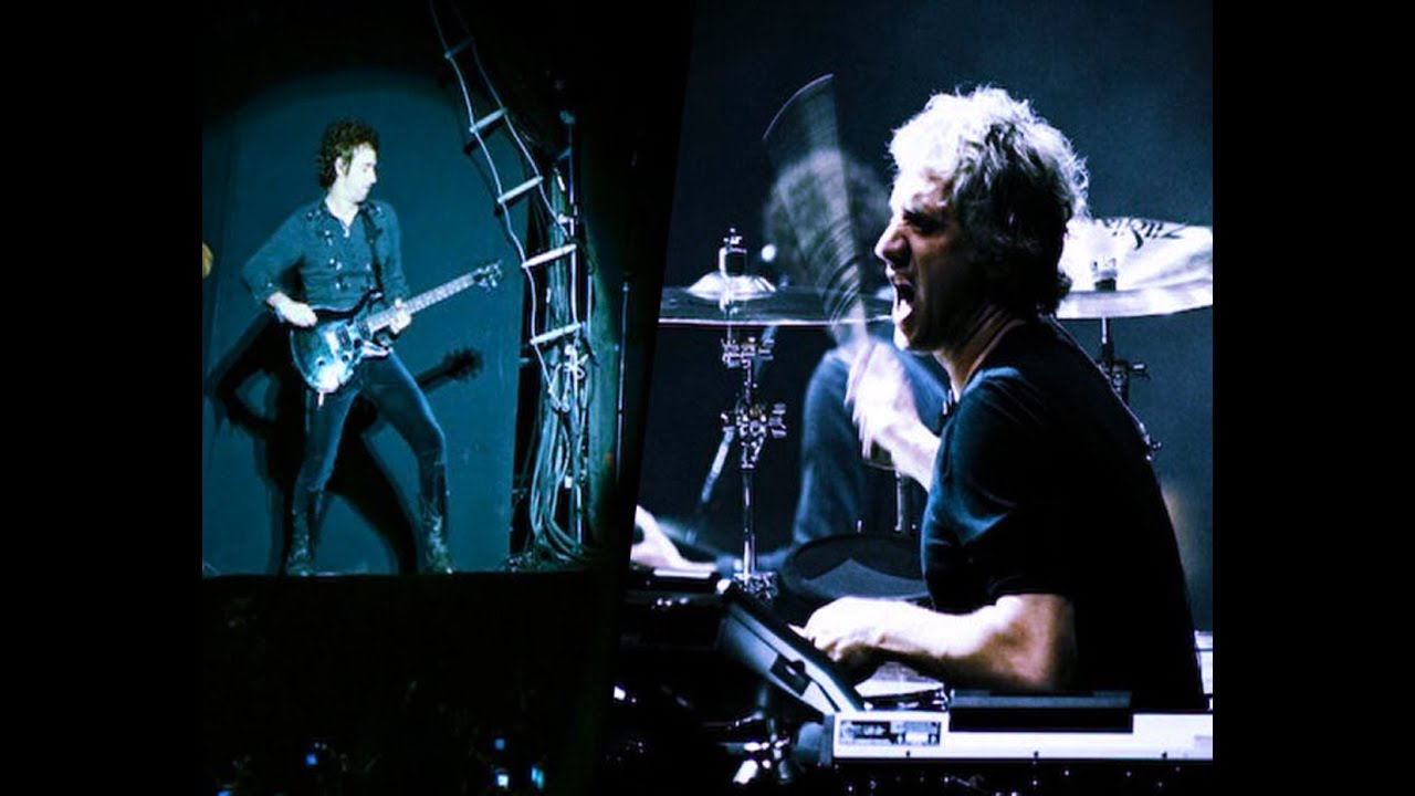 Soda Stereo - Prófugos / Full HD [Lima 9/12/2007]