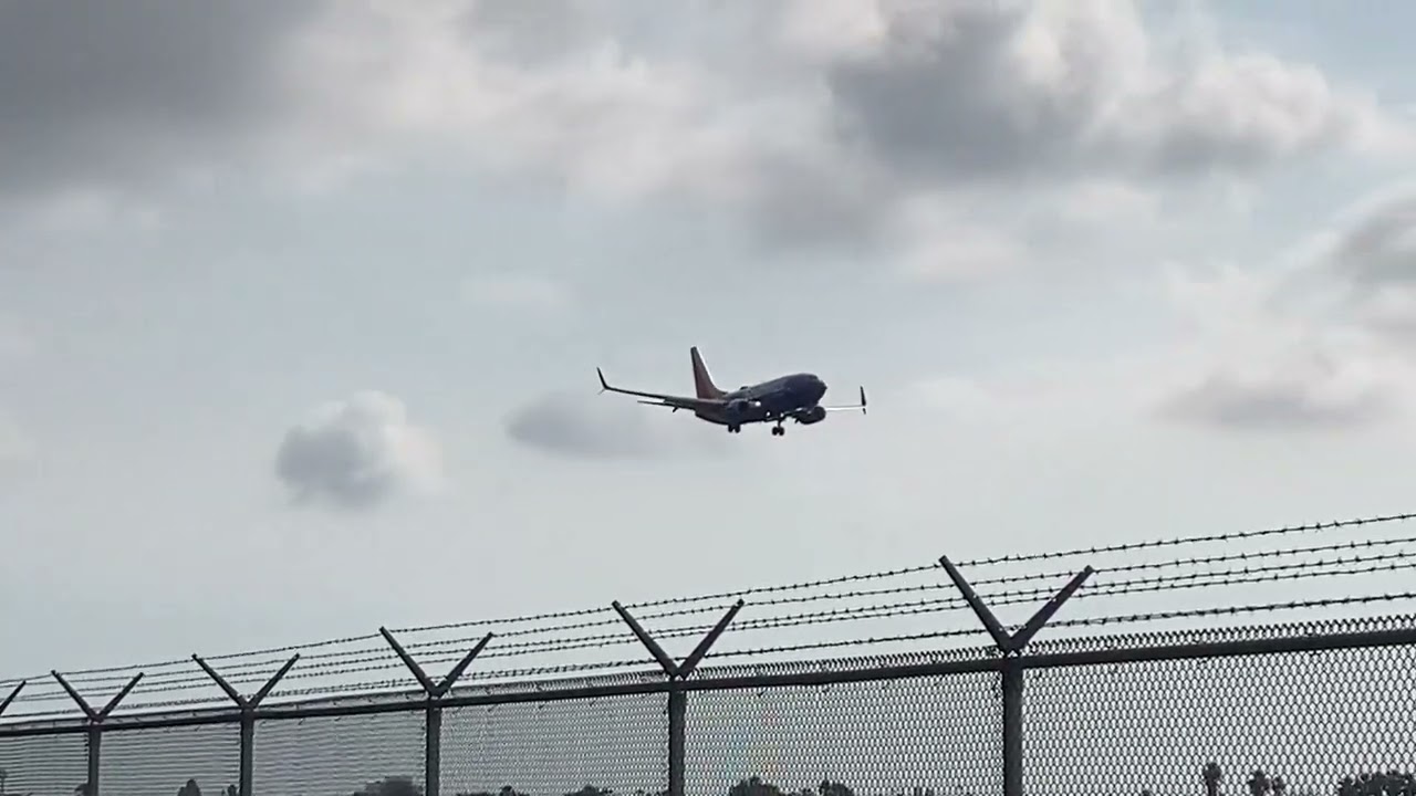 Plane Spotting at Long Beach Airport [LGB KLGB]: Triple Crown Special