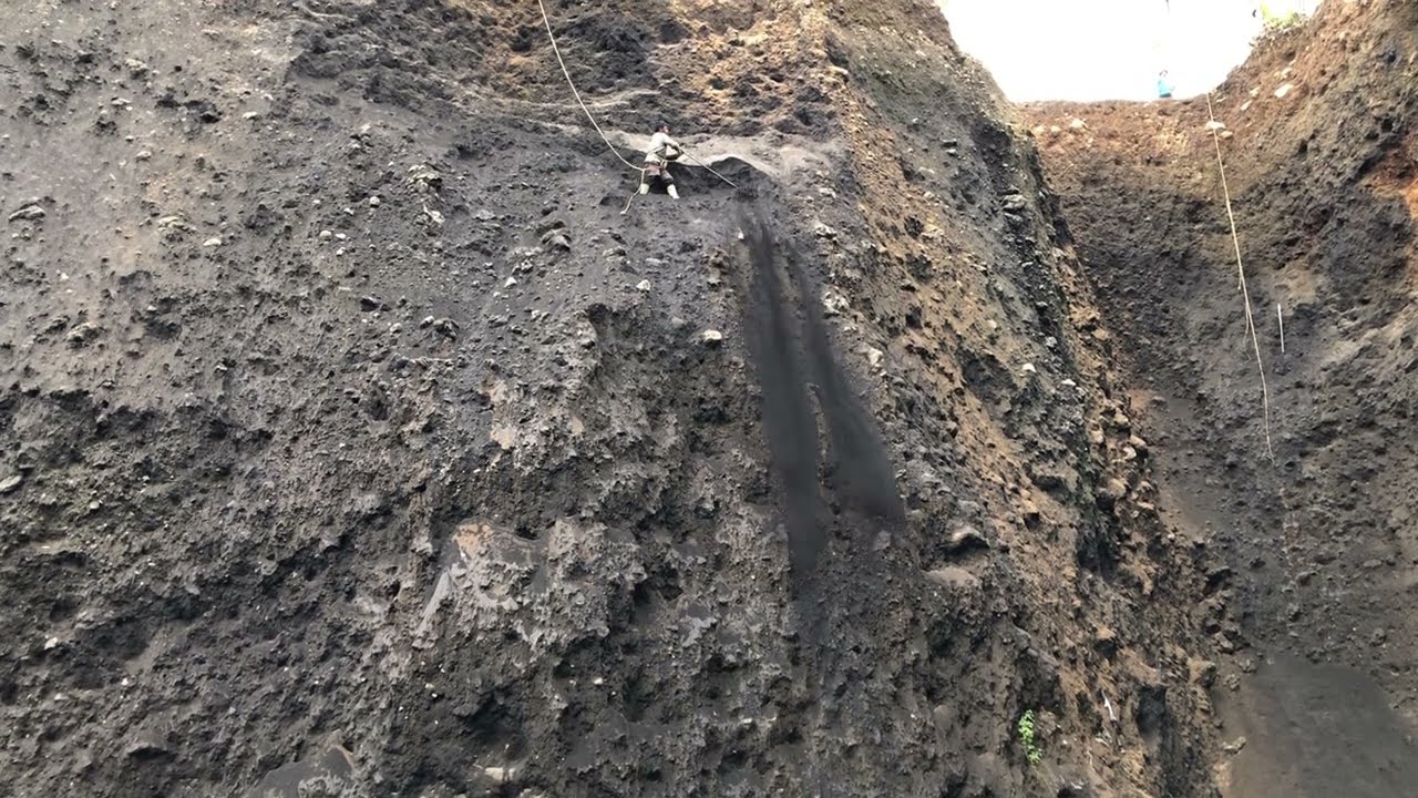 black sand falls..!!! excavation of sand cliffs