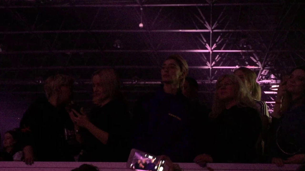 Элджей - 1love (Новосибирск 08.03.19)