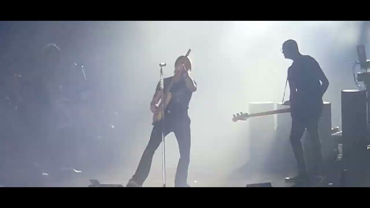 Keith Urban Opening Song Tumbleweed, Las Vegas 6-21-2023