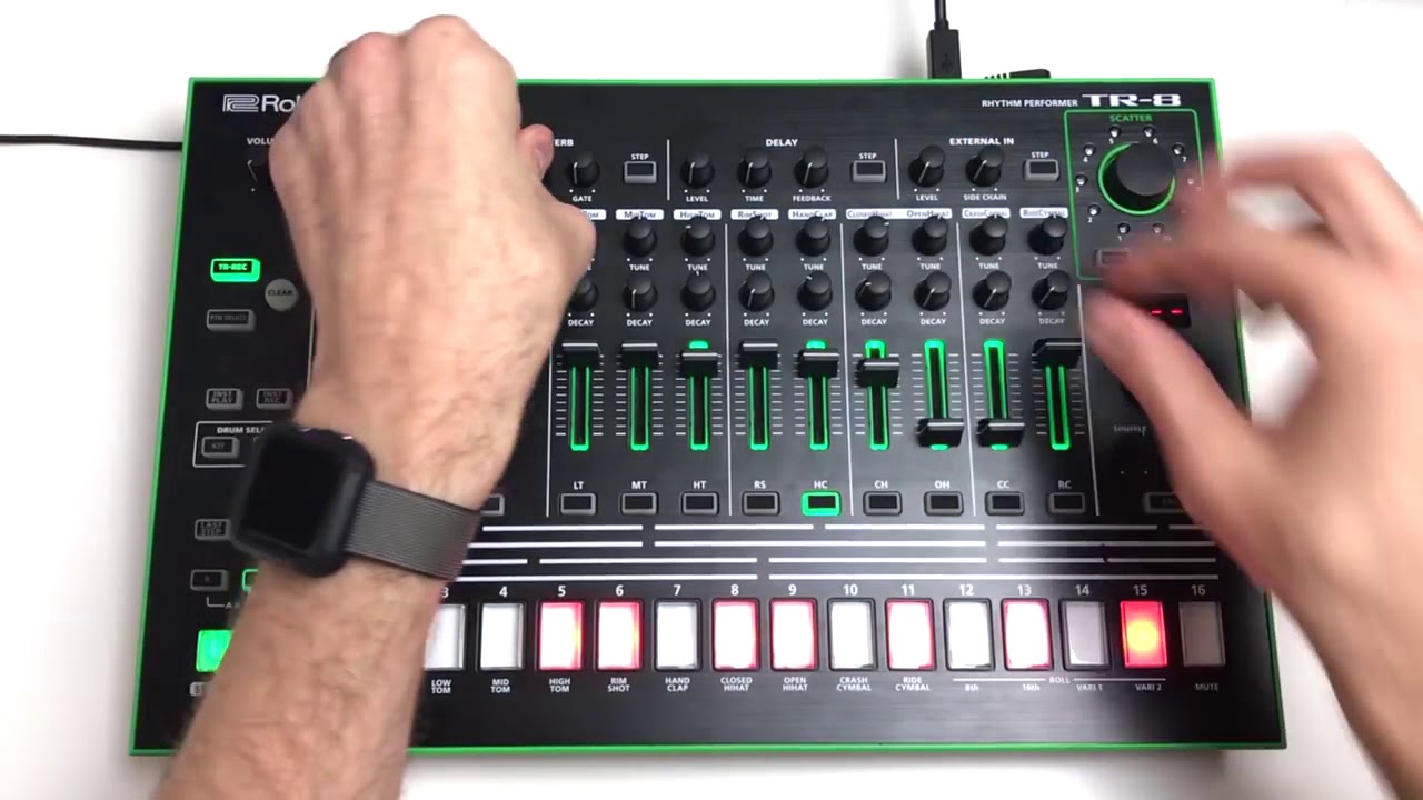 Christopher Kah - Session XXIII Roland TR8 into a TR-8S