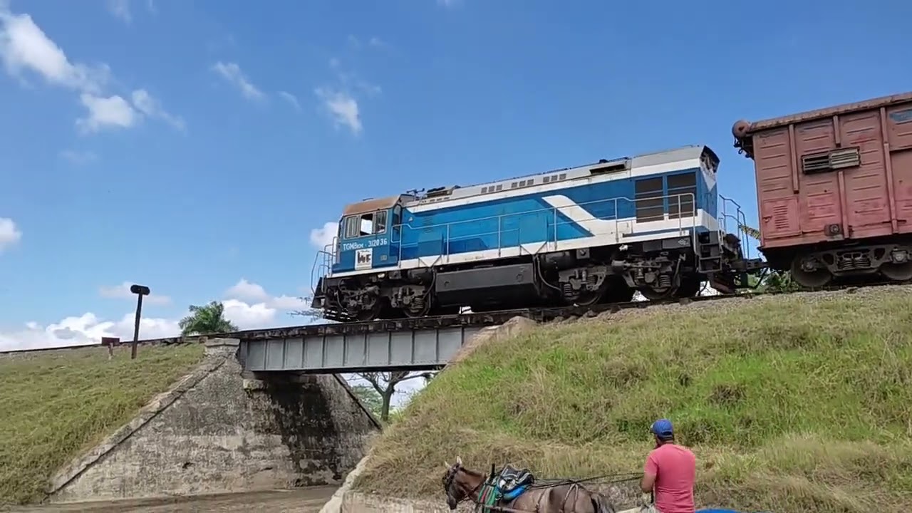 Loc TGM8KM 312036 with loads from Paquito Rosales mill through Dos Caminos!Mar 2022!!