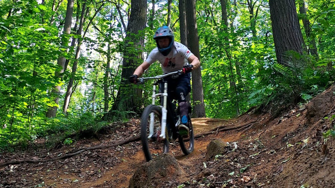 FeelPark DH 09.2023 Specialized bighit Съезжалки Барби и Правый.