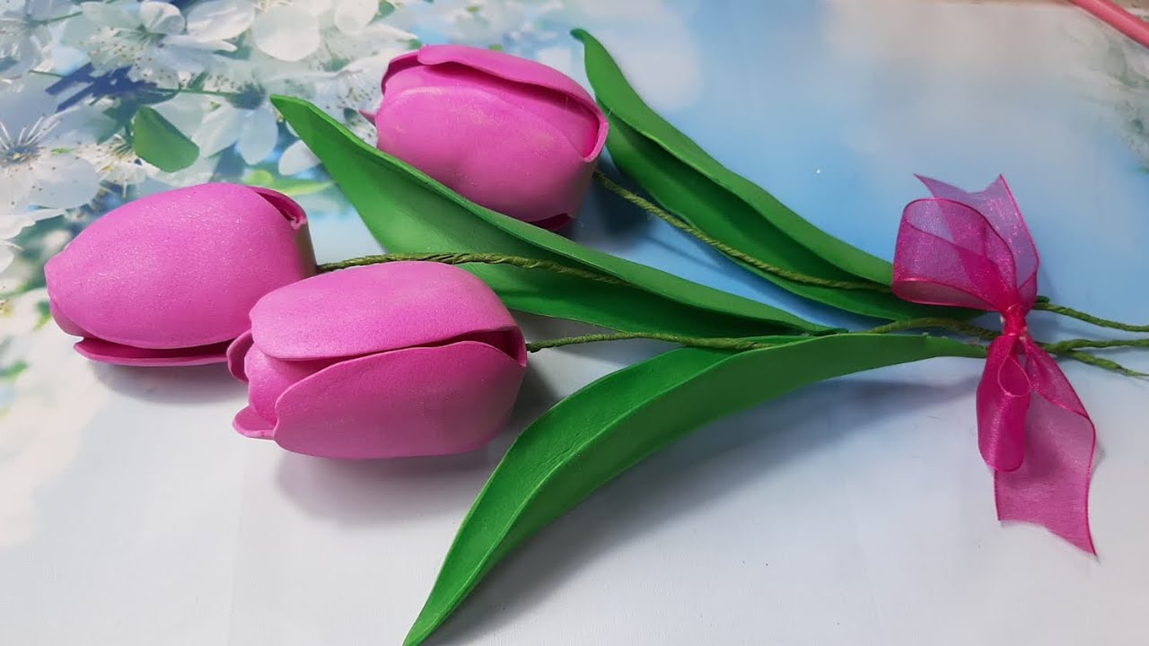 Fantastico !! GUARDA COME USA UN CUCCHIAIO E UN TAPPO DI PLASTICA