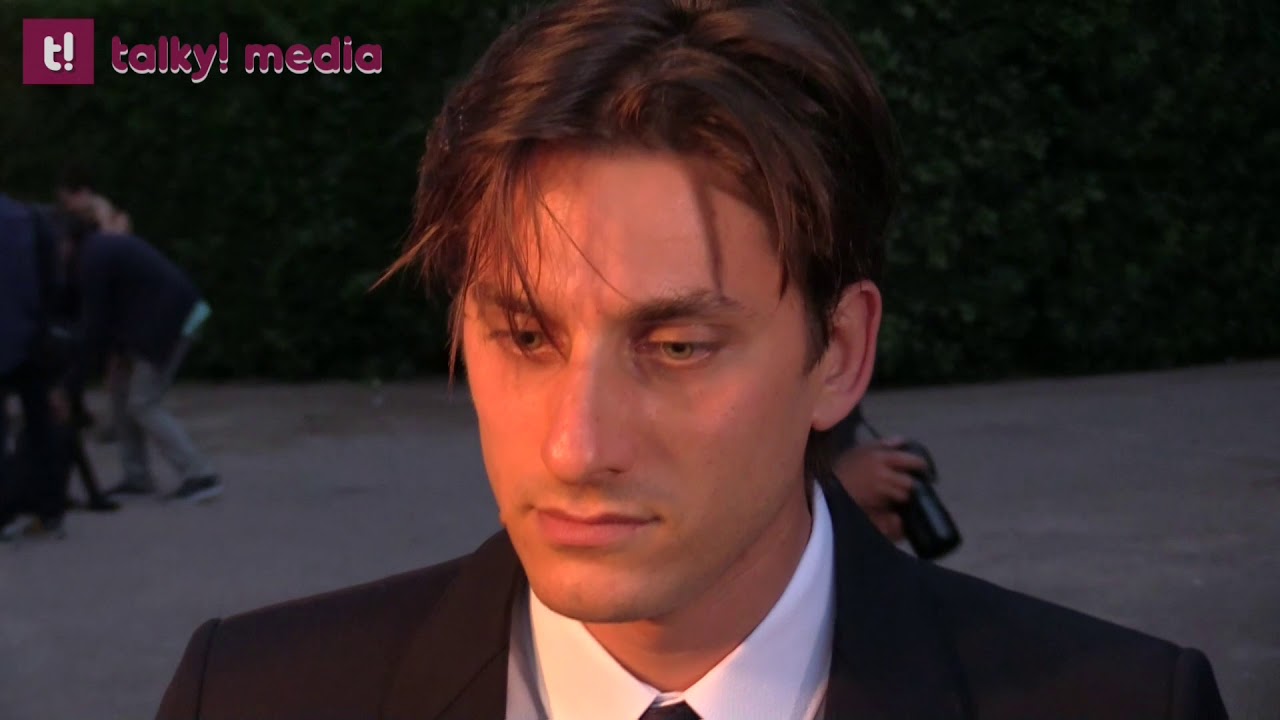 Luca Marinelli ai Globi d'Oro confessa 