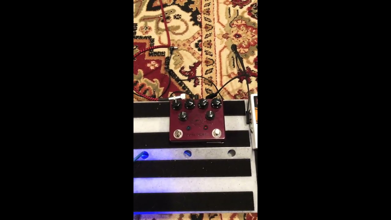 Hotbox Dual Drive (KOT clone) boosting a dirty channel. KOT sound for under $70!