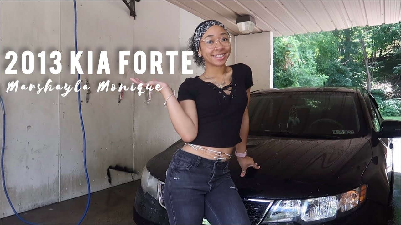 Realistic Car Tour 2022 + What I Keep In My Car! | Marshayla Monique 💗