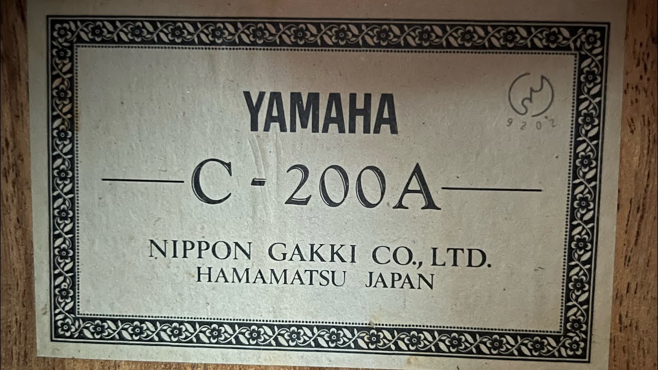 Yamaha C-200A (made in Japan) giá chỉ 3 triệu. Âm thanh và chất lượng quá tốt ạ. Liên hệ: 0789922733