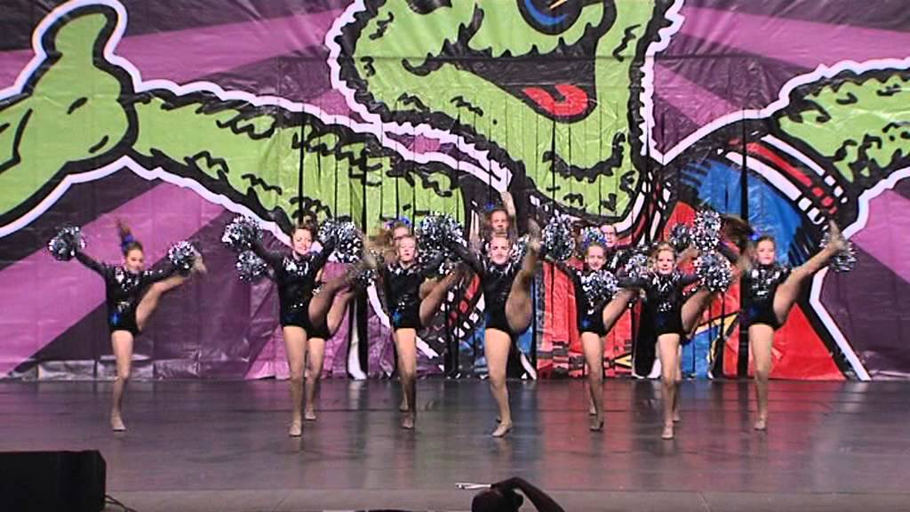 Supreme Starlight Cheerleaders,  Youth Pom Dance