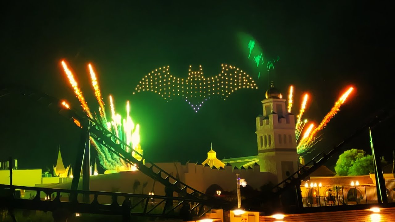 Batman Drones Show - Parque Warner Madrid | Exklusive Show bei Batman Gotham City Escape Eröffnung