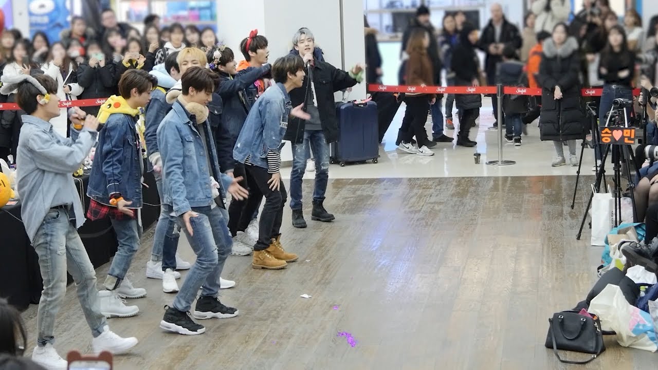 180128 스트레이 키즈 Stray Kids _ 어린 날개 Young Wings _ 스탠딩 Live _ 전체직캠 _ 팬사인회 _ 코엑스