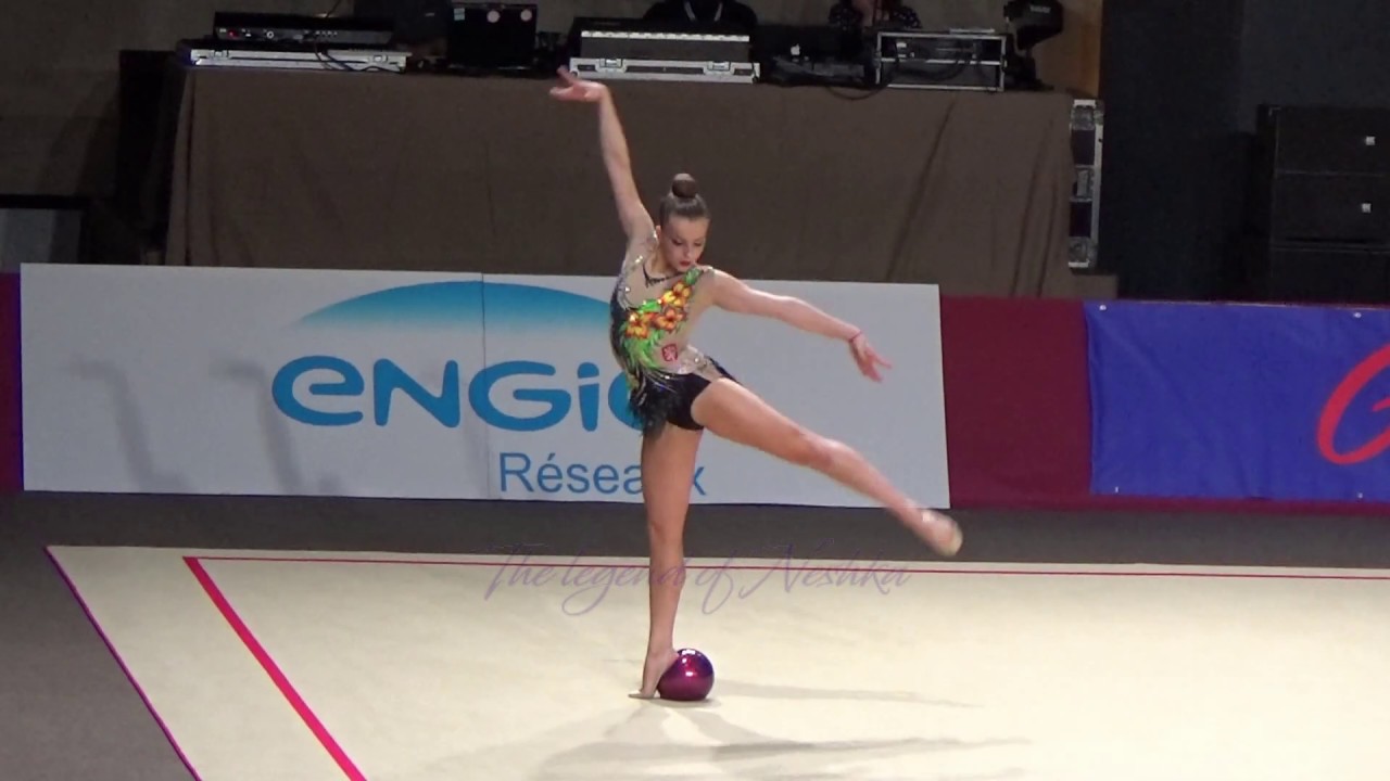 Denisa STEPANKOVA (CZE) ball - 2018 Thiais AA