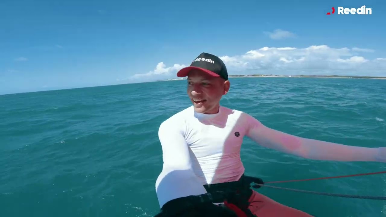 Velejo de Wing na Praia do Futuro com Reedin SuperWing v2