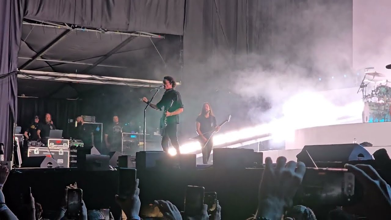 Gojira - Flying Whales / Live Istanbul KCP 2025 (Joe announces Ozzy's death)