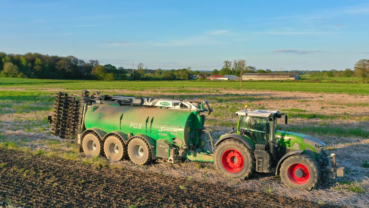 Épandage de lisier 🐖 / FENDT 942 / SAMSON PG II 25 / Enfouisseur à disque 6 m