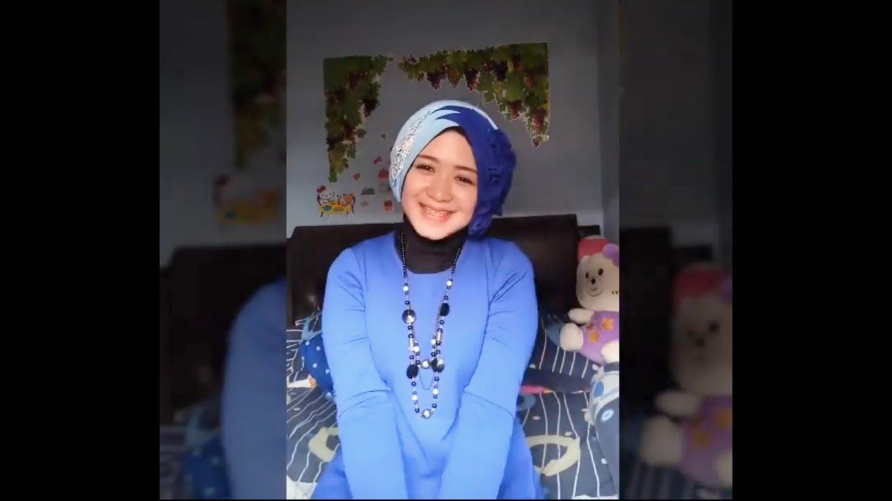 Tutorial hijab untuk wisuda (2 hijab paris segi empat)