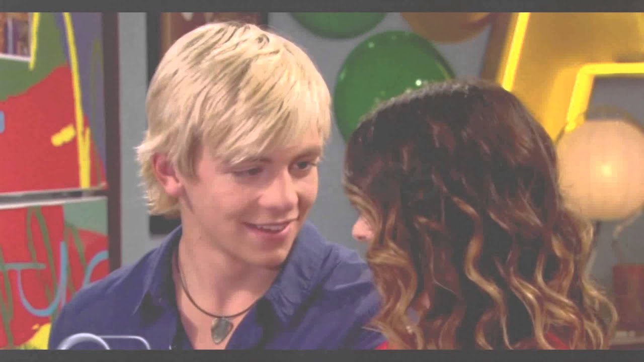 austin ally | moth's wings. ♥