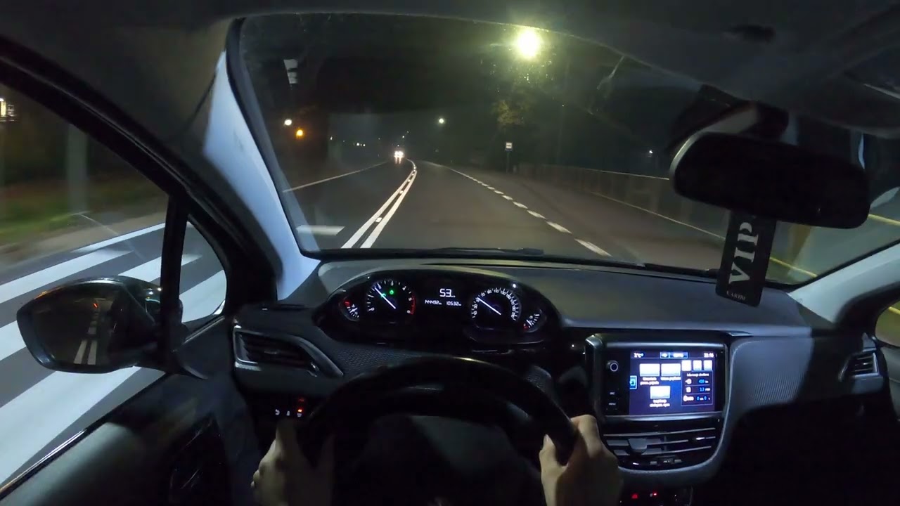 Peugeot 208 1.6 Hdi 100HP drive on board