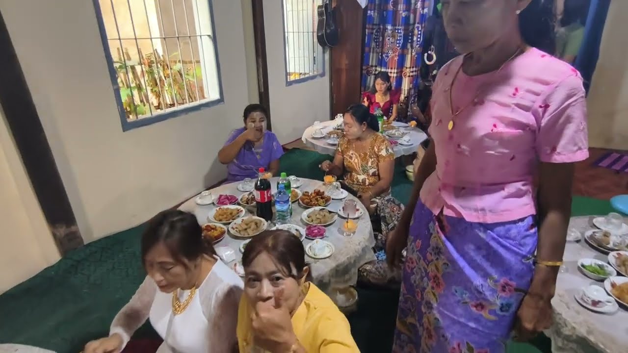 ရ