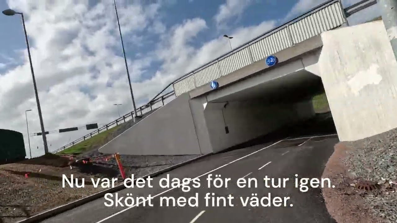 En tur längs en känd byggnad i Kungälv.