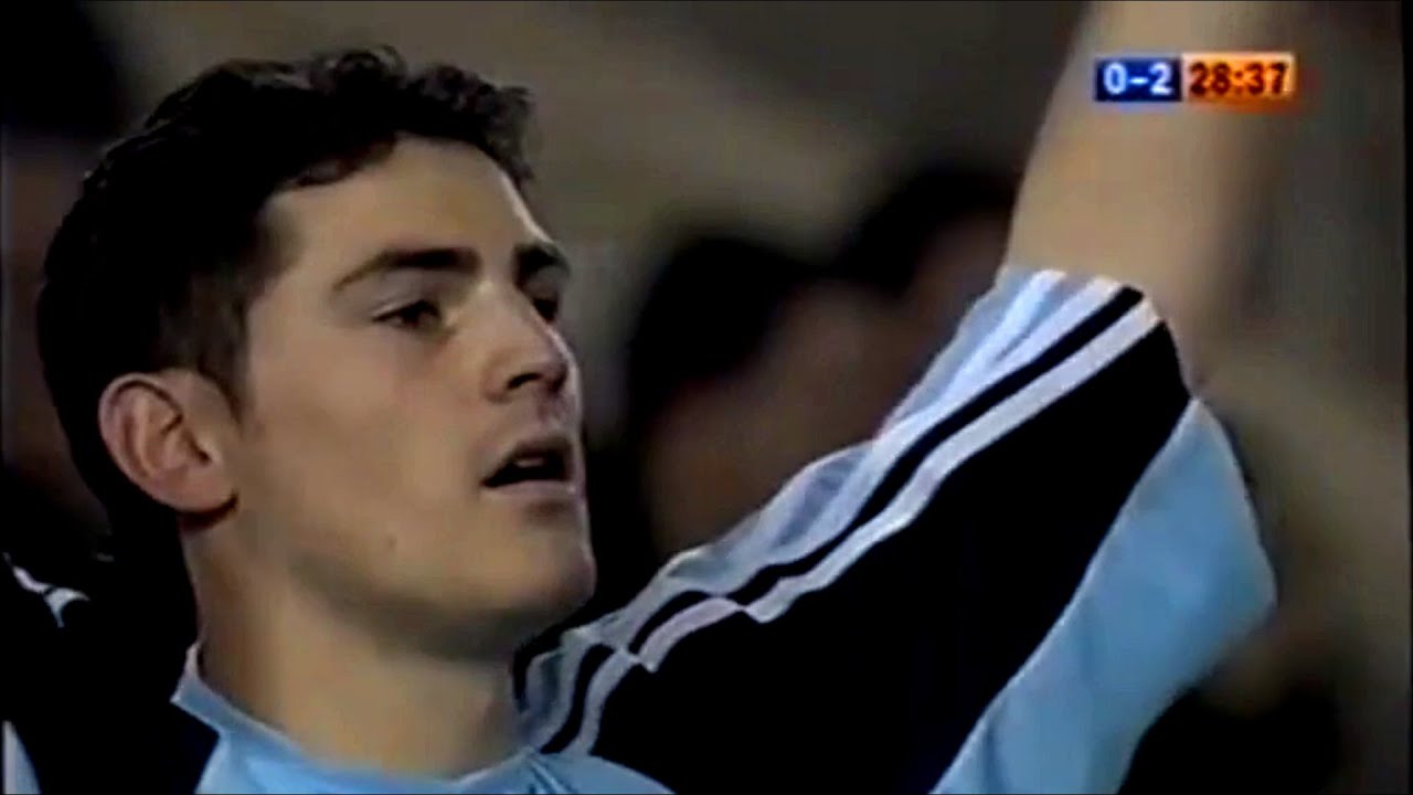 Iker Casillas Vs Albacete Balompié (Away) 2003/04
