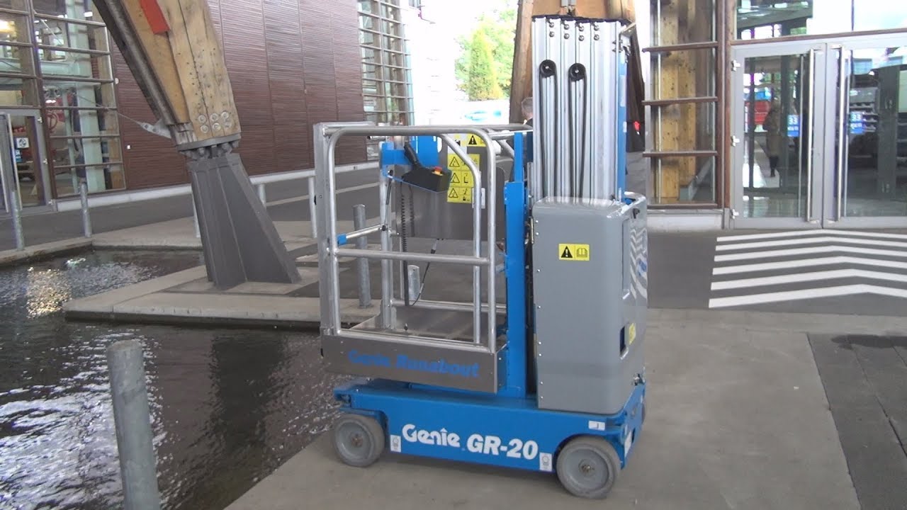 Genie Runabout GR 20 Lift Exterior and Interior