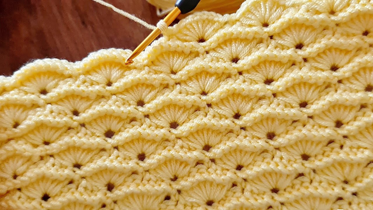 Вы должны попробовать этот УДИВИТЕЛЬНЫЙ образец вязания крючком! 😍 ЛЕГКОЕ вязание пледов