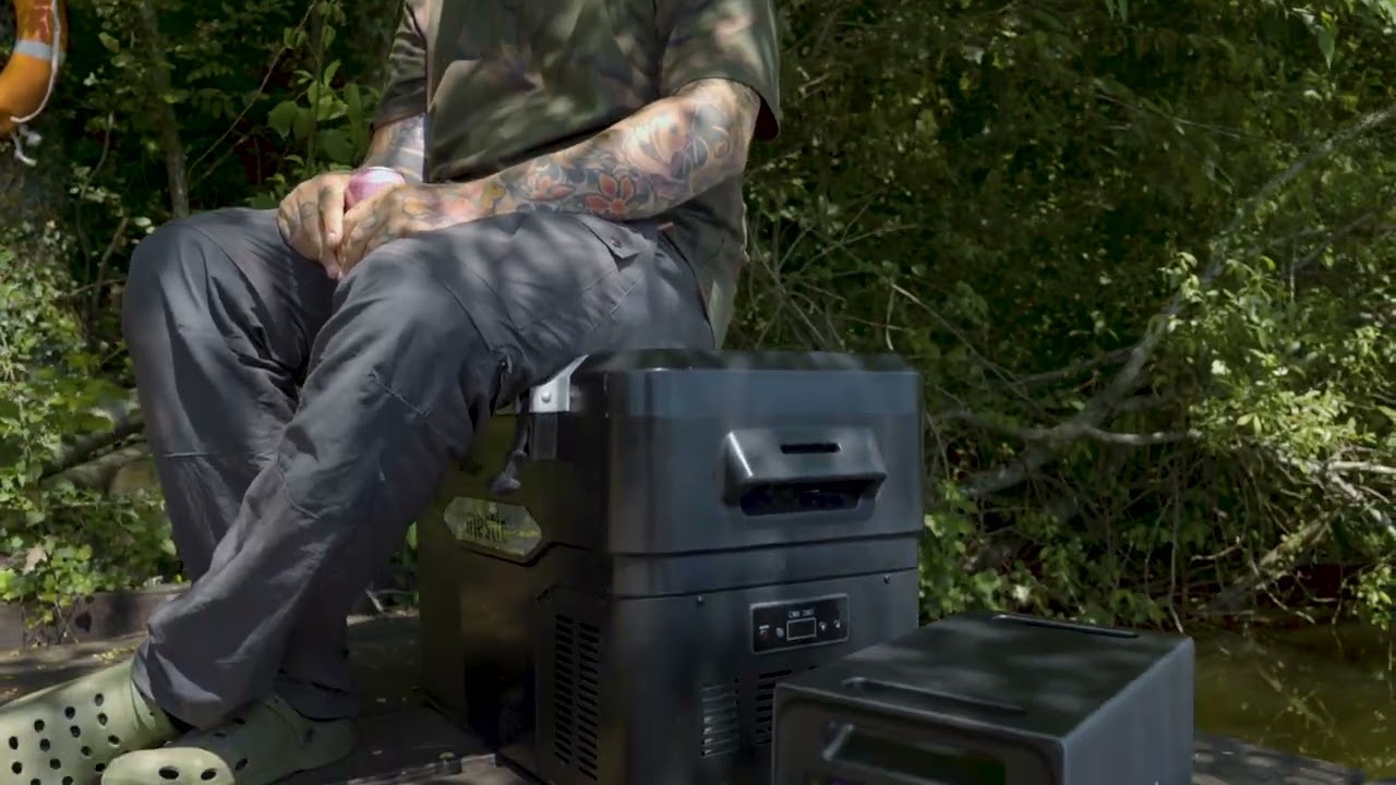 Introducing the Rebelcell Powerhive 800: Ultimate Portable Power Station