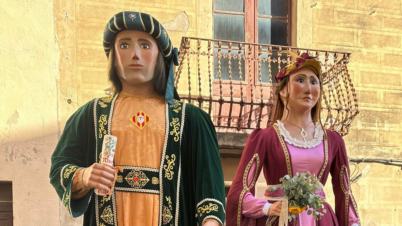Estrena dels nous vestits dels gegants de La Canonja