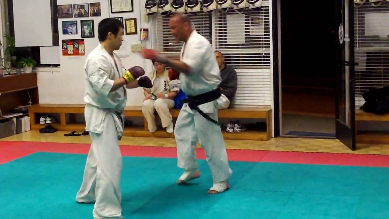 World Oyama San Francisco  Dojo: Sensei Saito spars Sempei Moe - Round 4