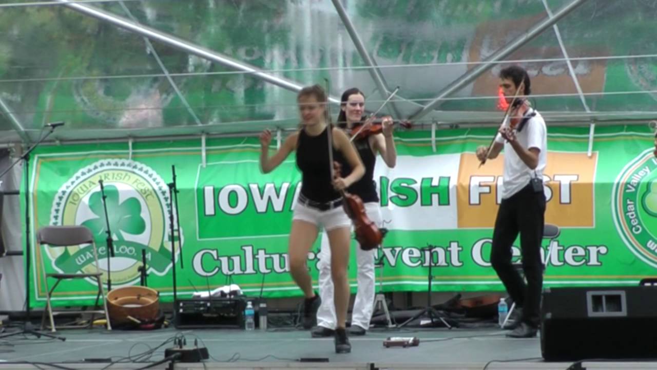 The Fitzgeralds - Canadian fiddle set + step dancing