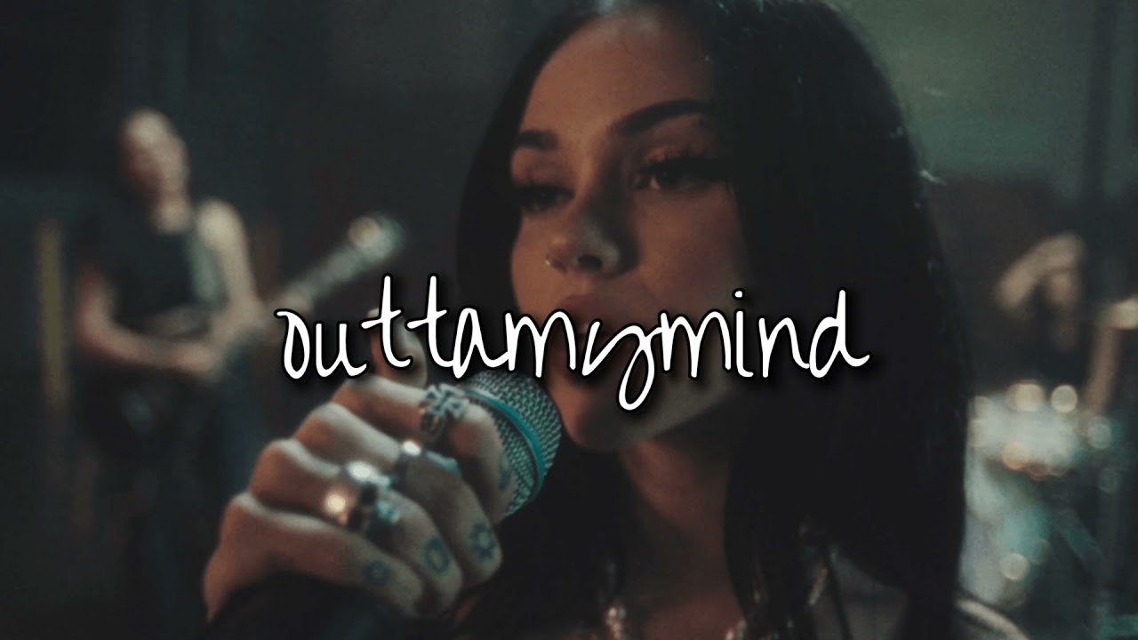 She Knows It - Maggie Lindemann (slowed)