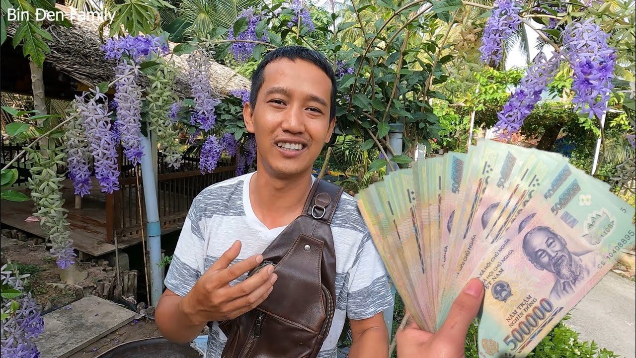 25 Triệu. Em cảm ơn anh Phú Lý đã tặng 50 phần quà đến bà con.  - Bin Đen Family