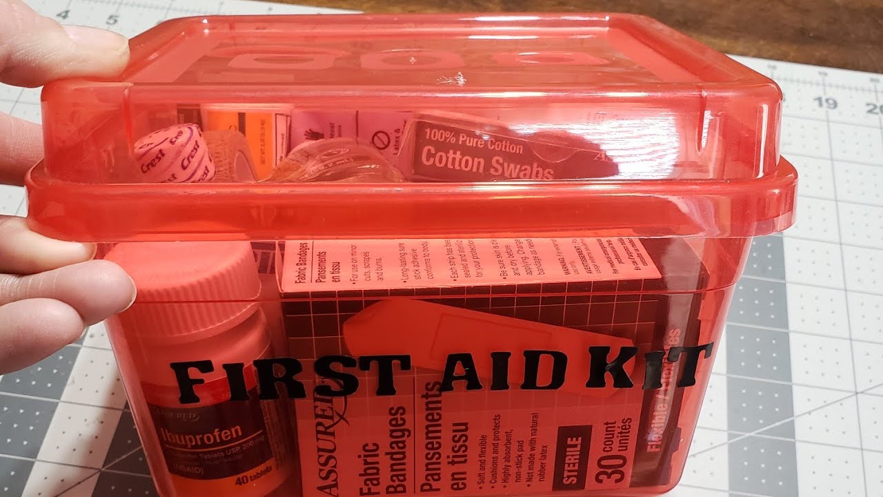 #diyfirstaidkit #dollartree #firstaidkit DIY First Aid kit / Dollar Tree