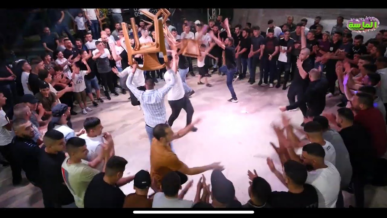 كسرو كل الكراسي 🤣🤣 لما لمصورين ينزلو عالساحة اقوى بداوية مع الفنان علاء الجلاد مهرجان مؤيد داغر🔥