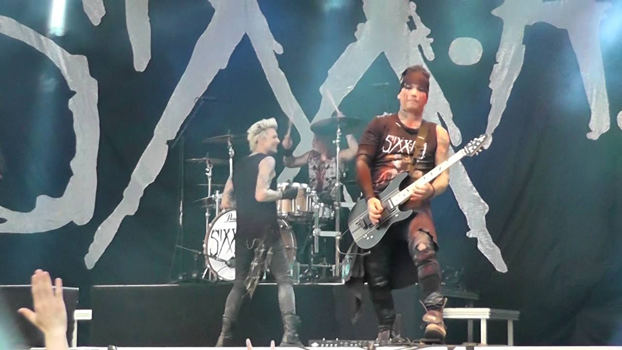 Sixx A.M. -  Prayers for the Damned 
