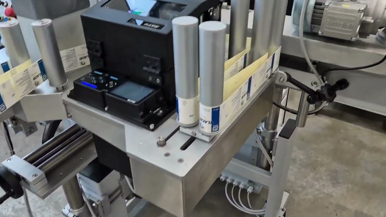 LIGHT WRAP AROUND LABELING SYSTEM