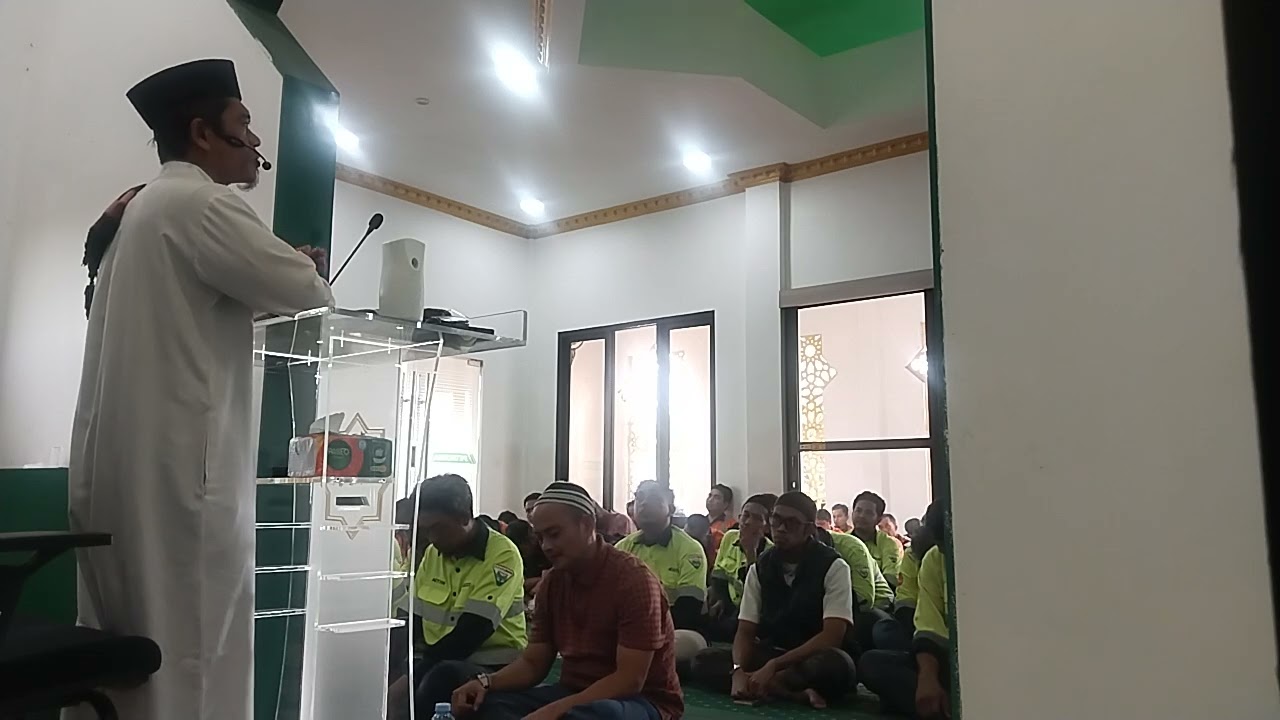 Cara memperlakukan tetangga. Khutbah jumat ustadz wahyu hidayat