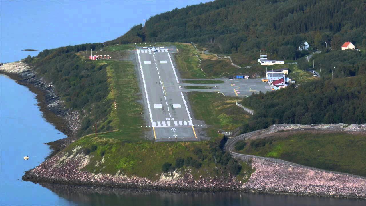 Takeoff WF853 Narvik lufthavn