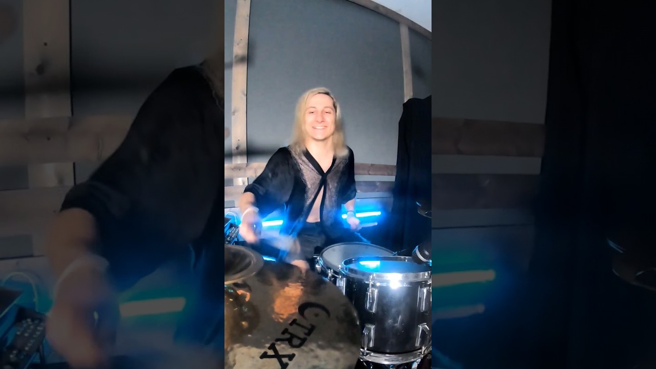 BEYONCE - HALO ON DRUMS 