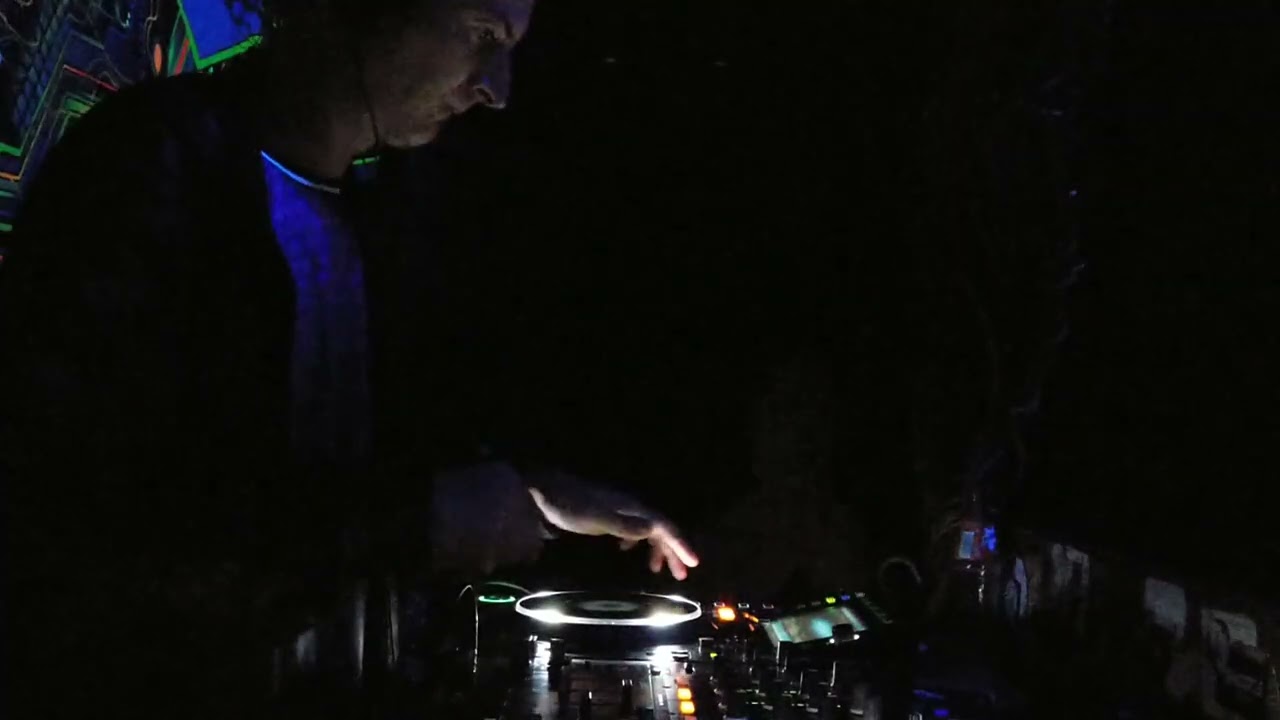 DELIWERY DJ ⚠️ Gabber Resurrection ⚠️