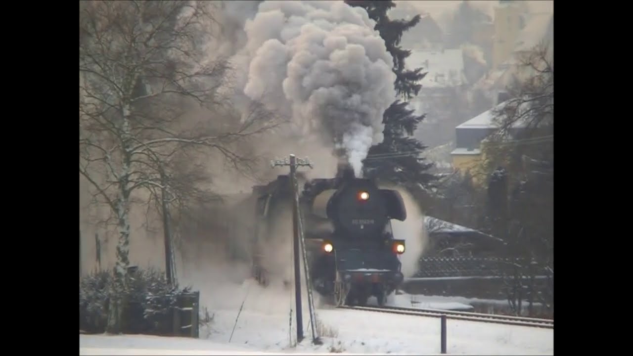 Dampflokomotiven in verschneiter Winterlandschaft Teil 1