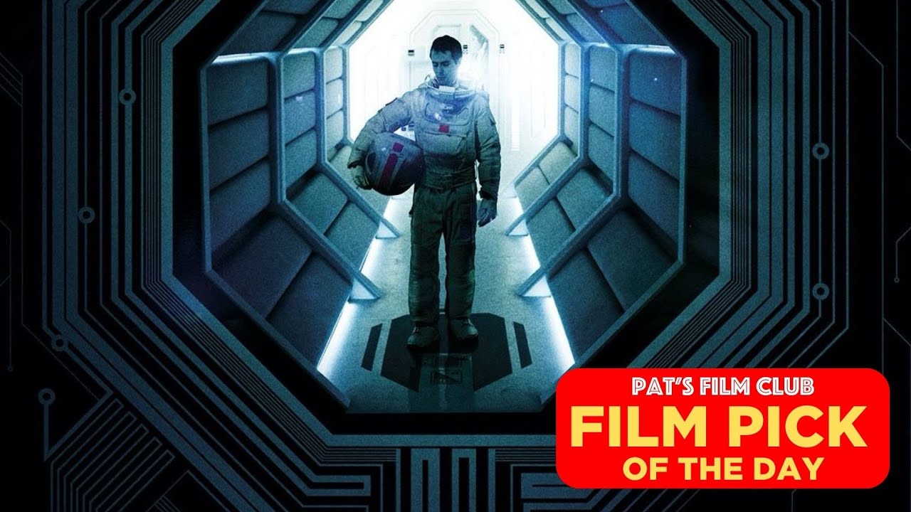 Isolated on the Moon: Sam Rockwell's Journey (Movie Discussion)