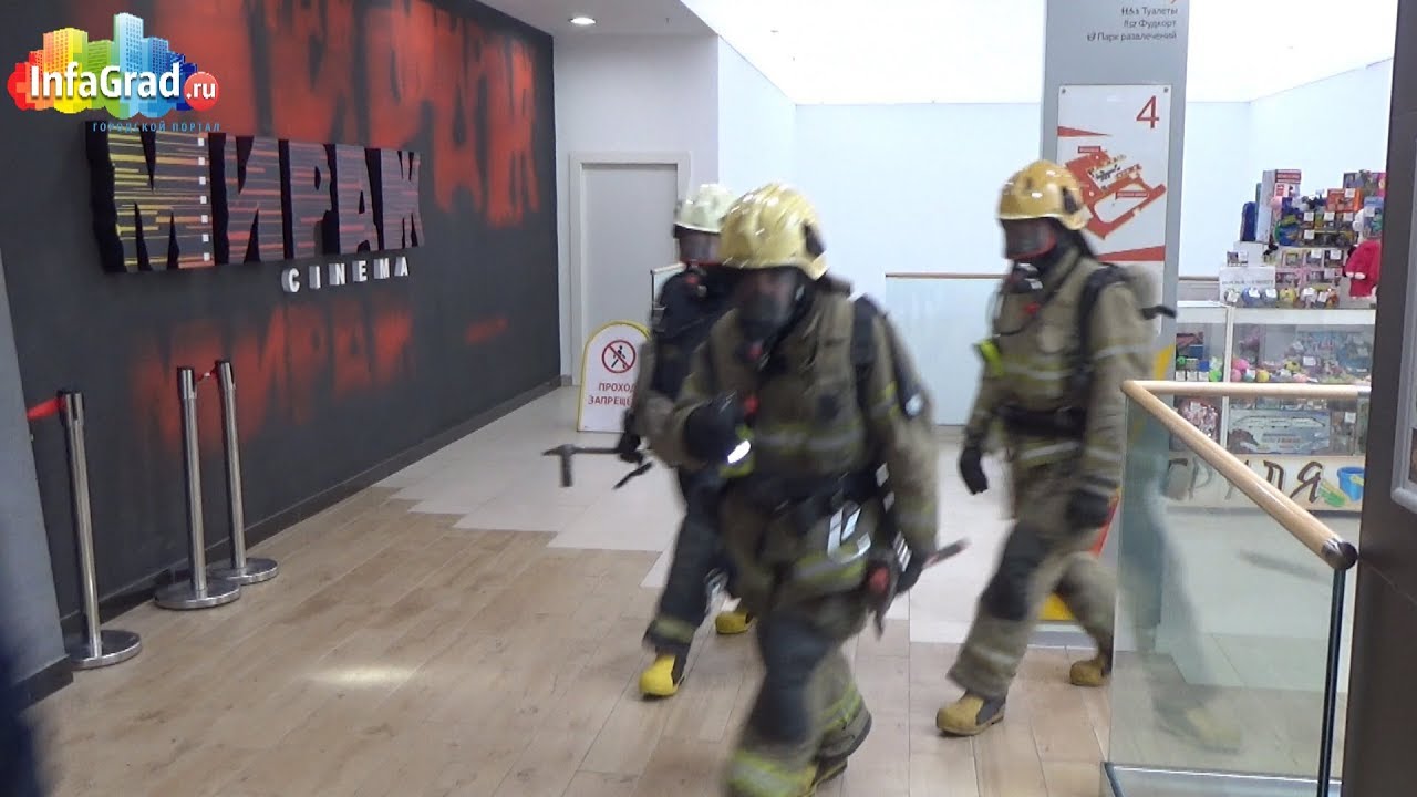 Проверки начались: в Архангельске провели учебную эвакуацию в ТРК «Титан Арена»