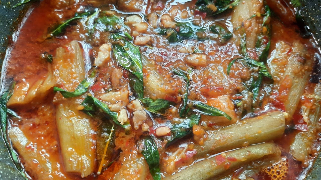 ASAM PEDAS BATANG KELADI