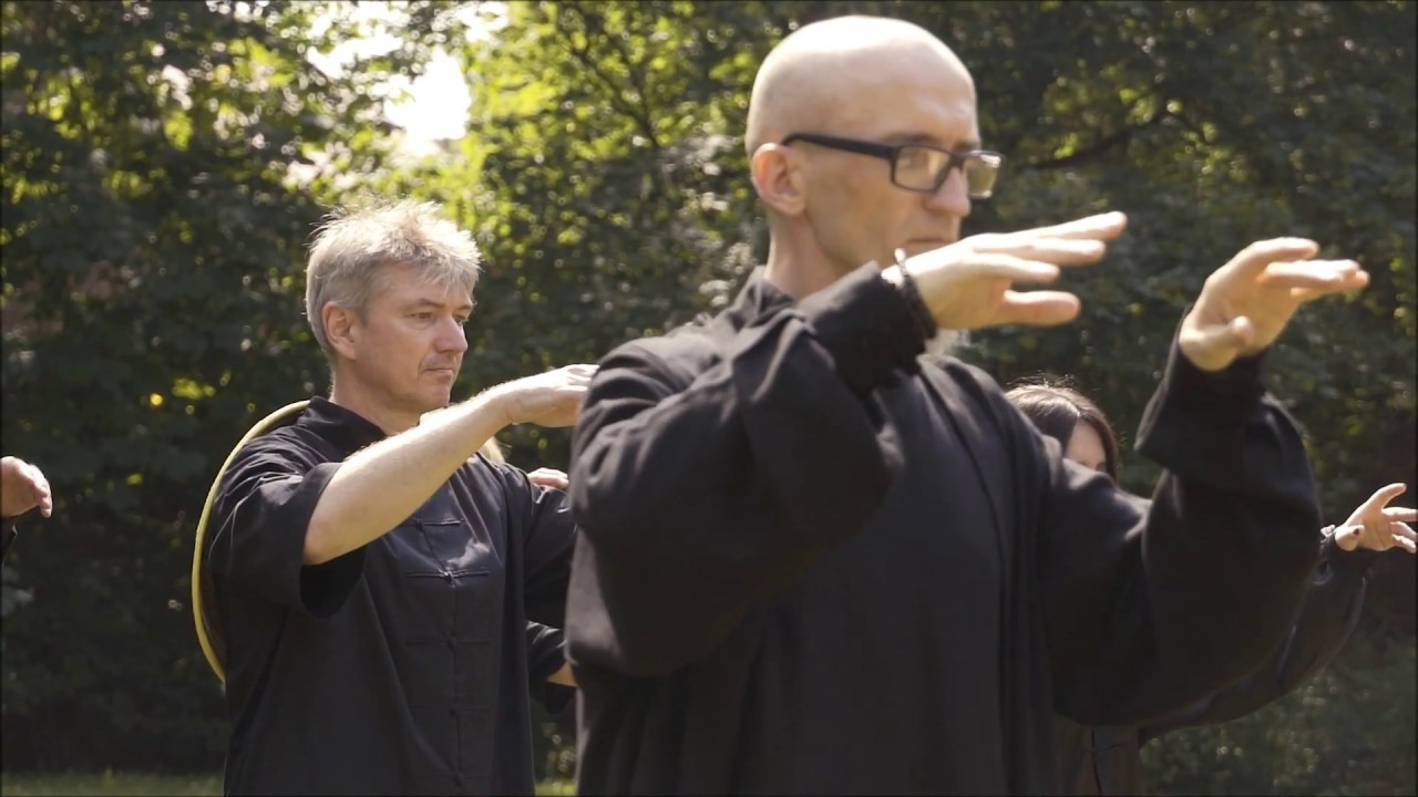 CHI KUNG I TAI CHI FORMA 10-RUCHOWA