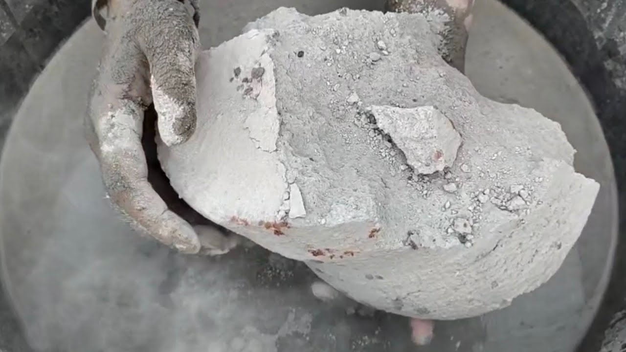 Soft big chunks of sand cement water 💦crumbling/dipping ||satisfying|| #SAASMR