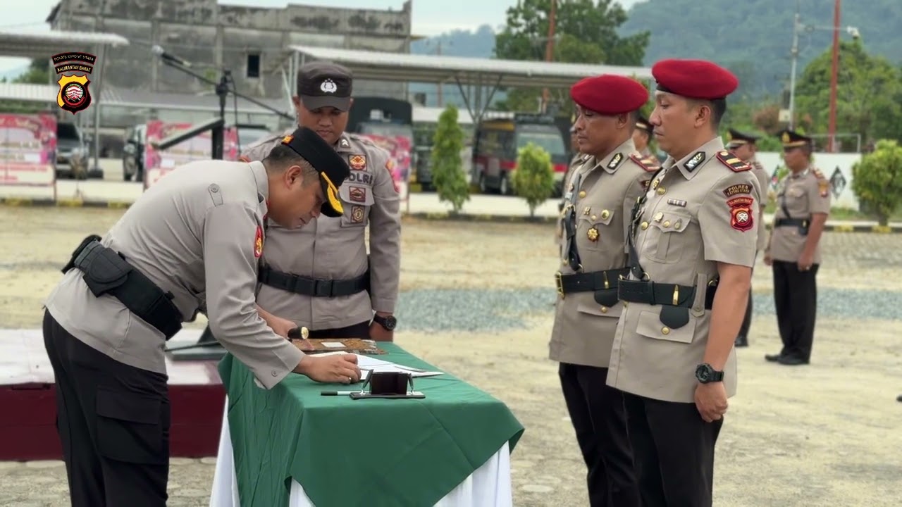 *Upacara Sertijab PJU dan Kapolsek Digelar, Polres Kayong Utara Siap Tingkatkan Kamtibmas 2026*
